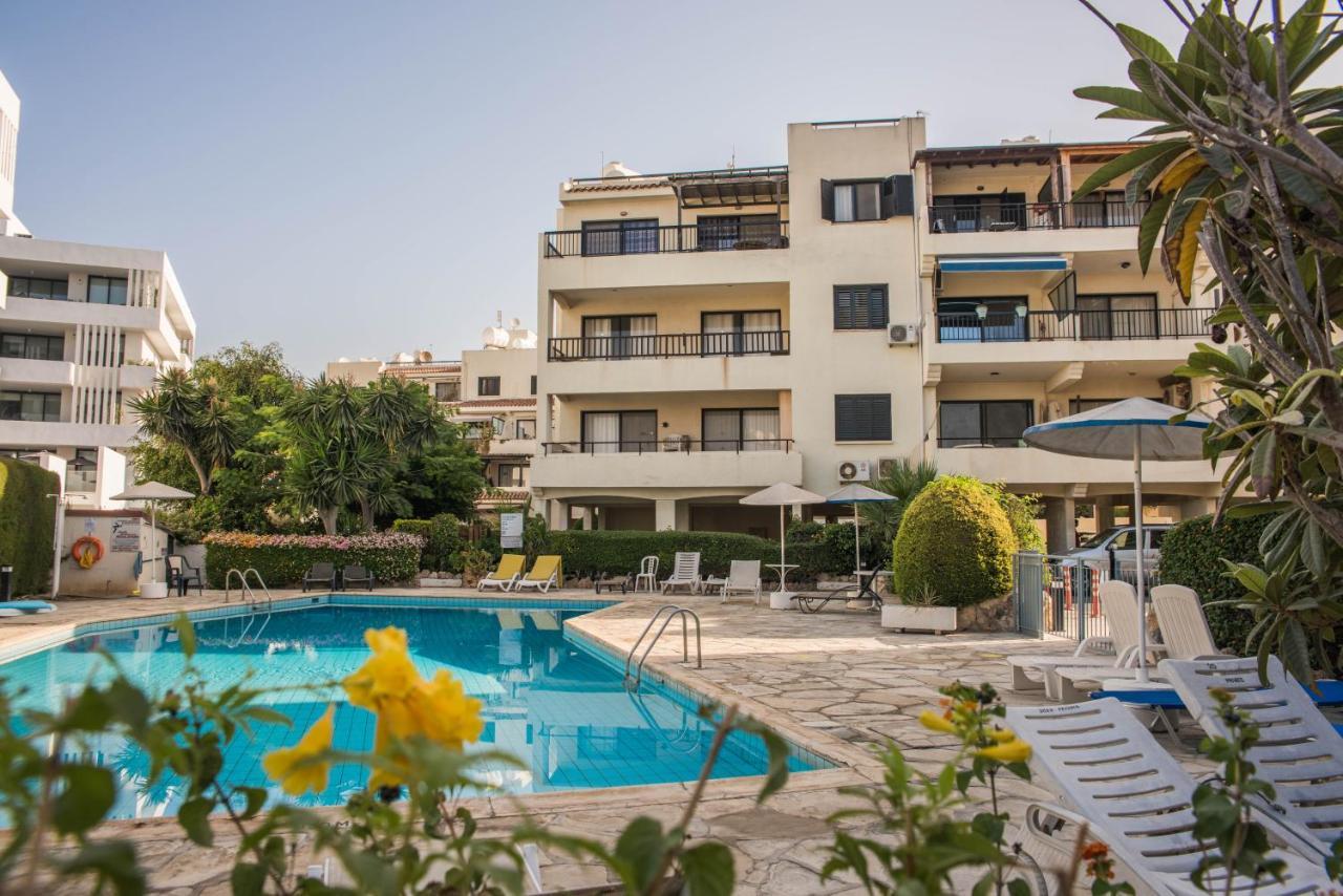 One Bedroom Apartment In Paphos In Good Location 外观 照片